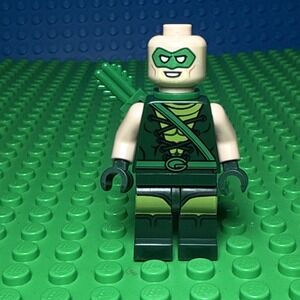 Lego DC Super Heroes Green Arrow Minifigure 70919 No Hat / Hair piece